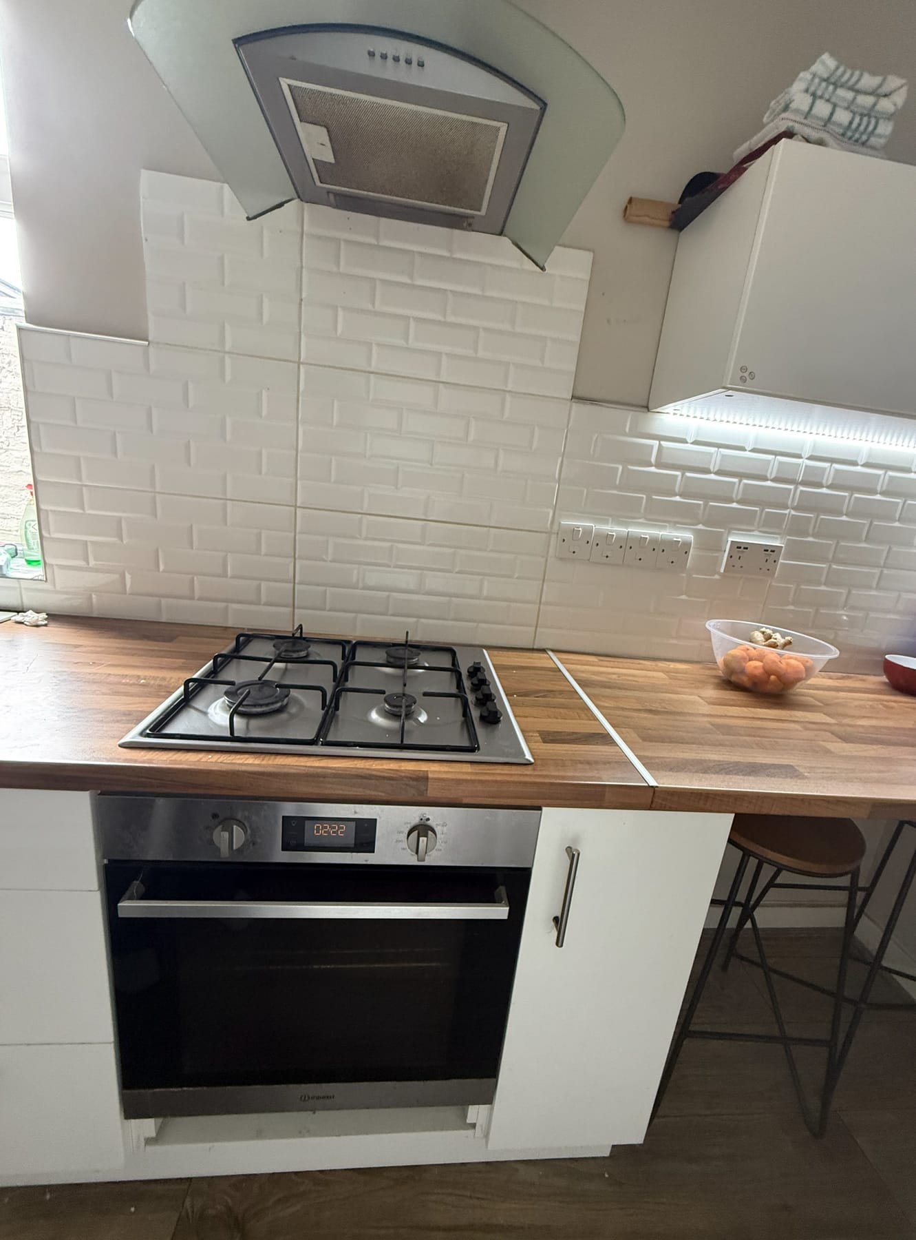 Kitchen gas hob and oven, current condition 2026